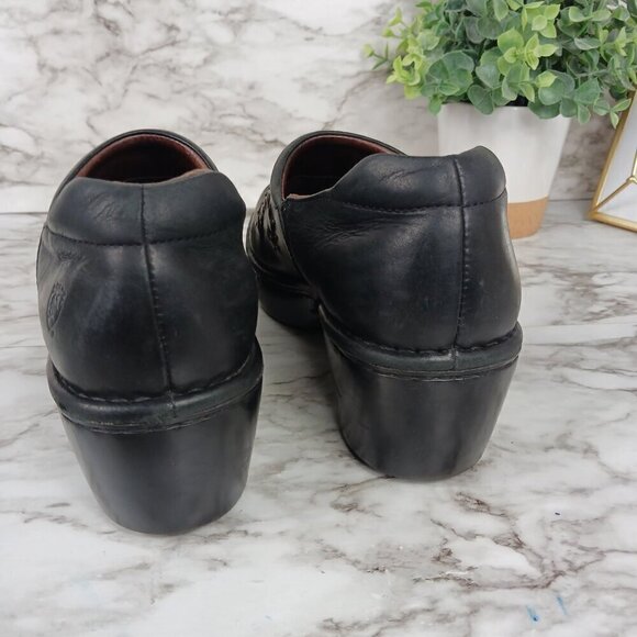 ARIAT Strathmore Studded Clogs Black Leather slip-on Platform size 9.5 women's - Picture 6 of 9